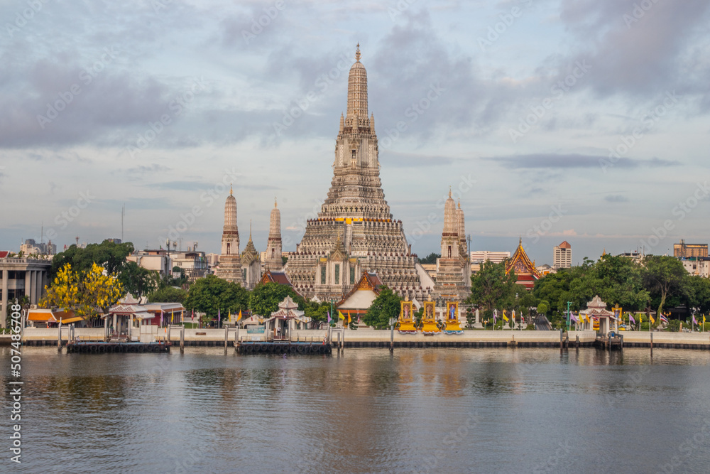 Fototapeta premium the first-class royal Thai Temple Wat Arun and the Chao Phraya River in Bangkok Thailand Southeast Asia