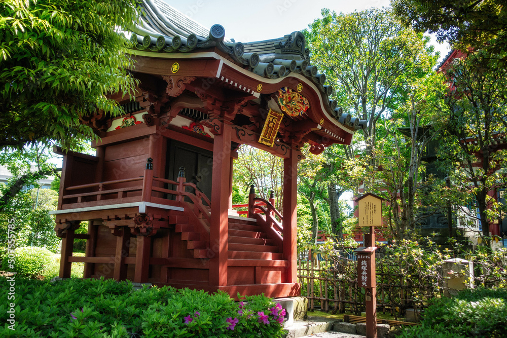 東京、浅草寺の銭塚弁財天 東京、浅草寺の銭塚弁財天