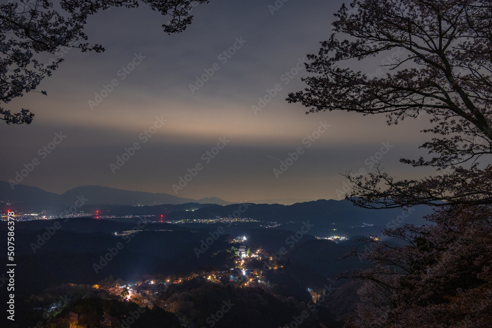 吉野山の夜景