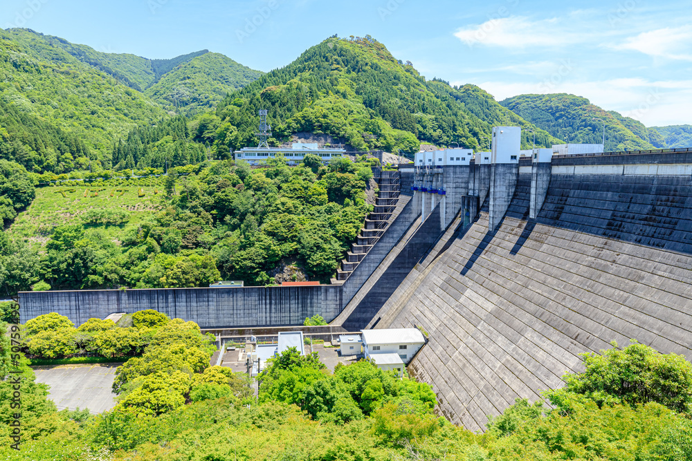初夏の耶馬溪ダム 大分県中津市 Yabakei Dam in early summer. Ooita-ken Nakatsu city. 初夏の耶馬溪ダム 大分県中津市 Yabakei Dam in early summer. Ooita-ken Nakatsu city.