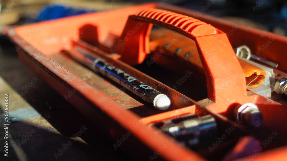 Matériels de bricolage, dans un vieil atelier Matériels de bricolage, dans un vieil atelier