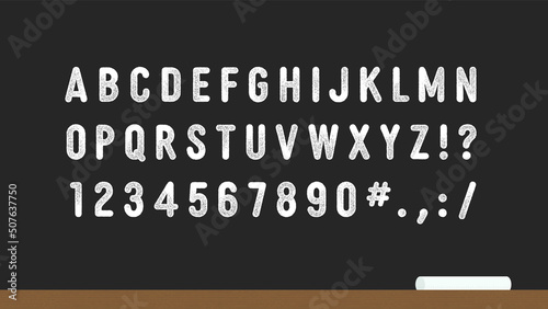 AからZまでのアルファベットと記号が書かれた黒い黒板のイラスト - A to Z･アスペクト比16:9
