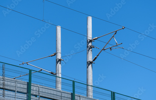 Electricity mast and energy cables of a train route