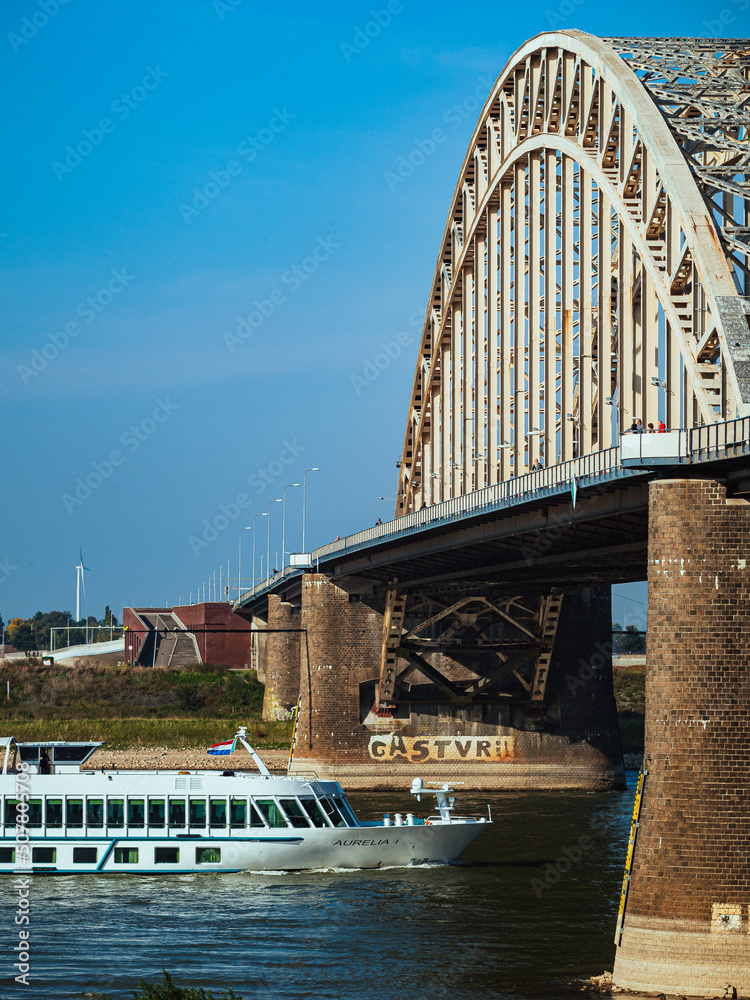 Fototapeta premium City Bridge Nijmegen