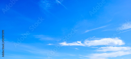  céu azul que pode ser usada como plano de fundo  photo