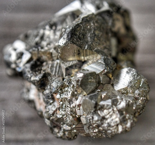 Schilderij op canvas Natural pyrite chunk
