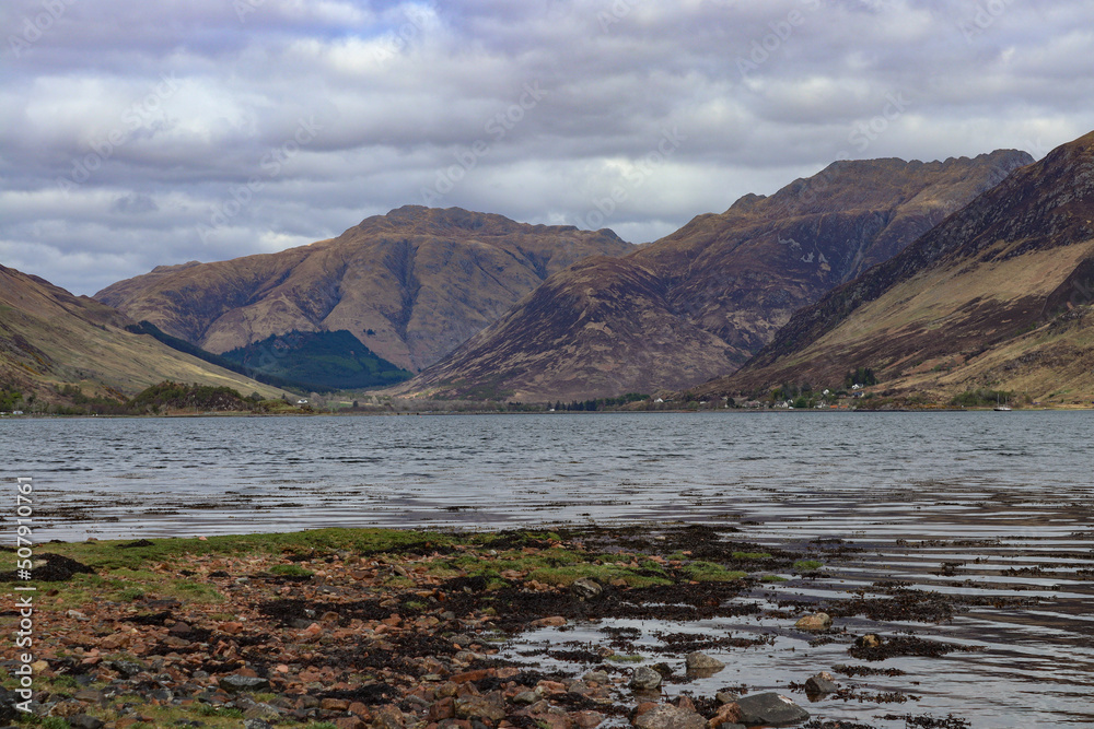 glen shiel A' Ghlas-bheinn Loch Duich scotland highlands munros