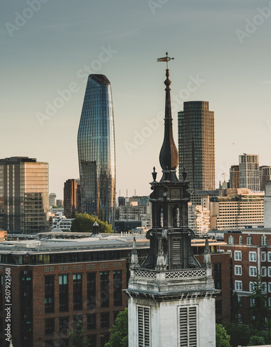Obraz na płótnie London skyscraper view from the rooftop near St. paul's cathedral w salonie