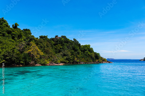 Beautiful sea with clear sky and island © Thanasantipan