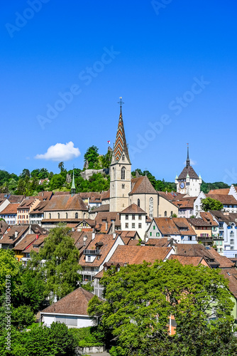 Stadt Baden, katholische Kirche, Stadtturm, Altstadt, Schlossberg, Ruine, Altstadthäuser, Aargau, Sommer, Schweiz