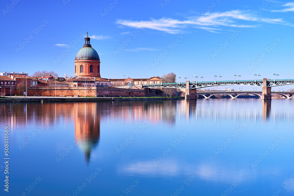 View on the Garonne river in Toulouse, France