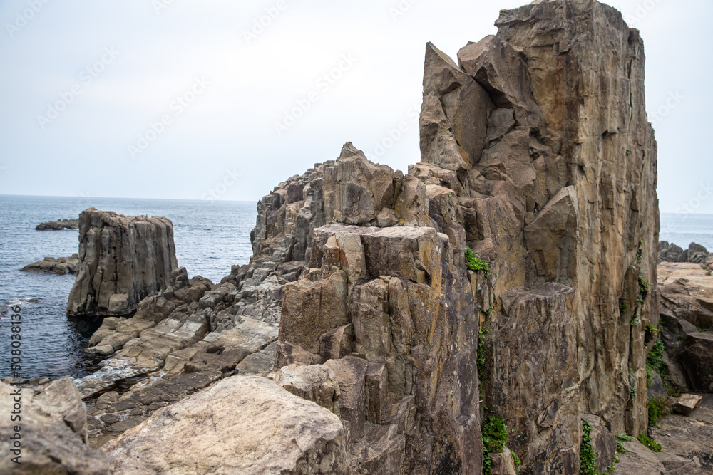 福井県　東尋坊の絶壁