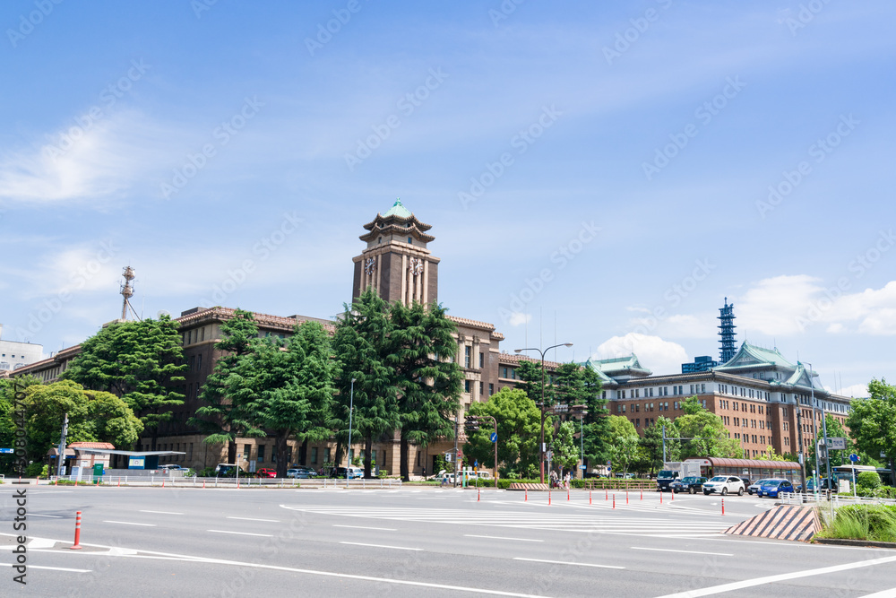名古屋市役所と愛知県庁本庁舎