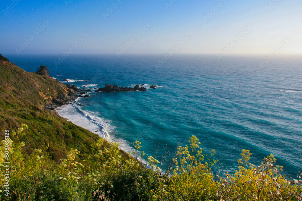 Obraz premium view of the coast of the sea