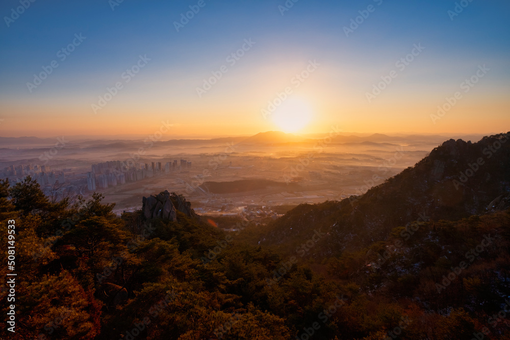 Scenic view of Mt.Yongbongsan during sunrise