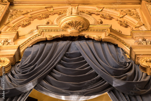 Stage curtain