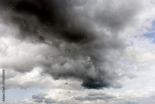 Canvastavla Overcast sky background during rainy season.