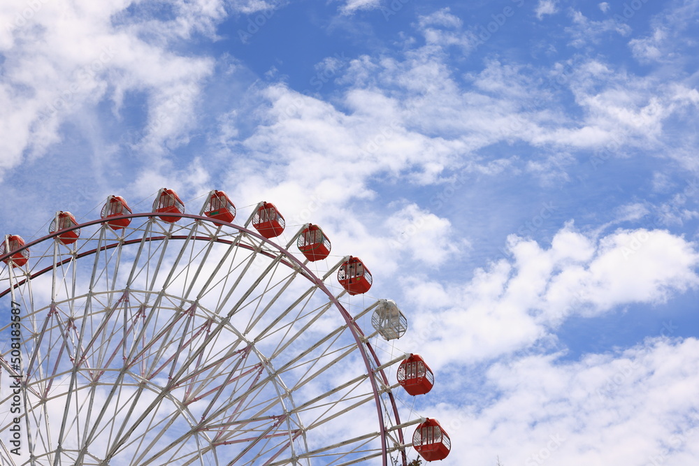 Fototapeta premium 刈谷ハイウェイオアシスの観覧車