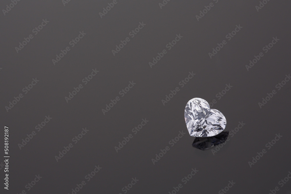 Heart Cut Diamond , diamond heart shape, D colour, Colorless
