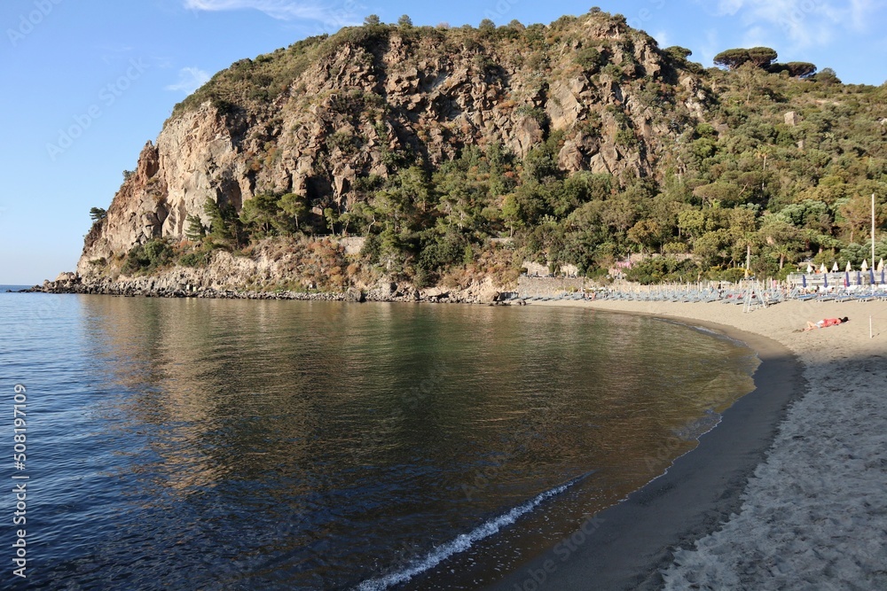Ischia - Spiaggia di San Montano dalla terrazza dalla riva