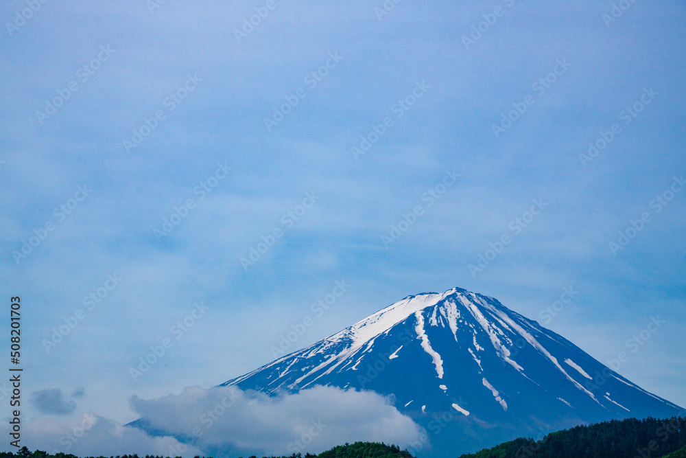春霞と富士山
