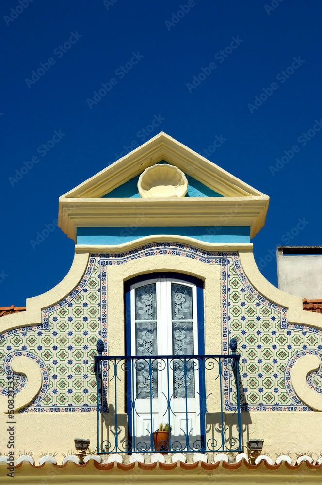 Obraz premium Typical Portuguese architecture