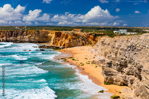 Foto Panorama view of Praia do Tonel (Tonel beach) in Cape Sagres, Algarve, Portugal