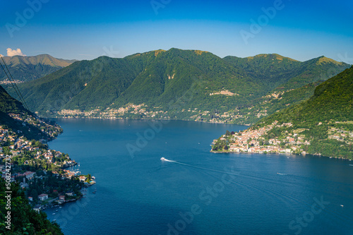 Fototapeta Naklejka Na Ścianę i Meble -  Panorama on Lake Como, with Bellagio, Tremezzina and Villa Balbianello, photographed from the Alpe di Cainallo.
