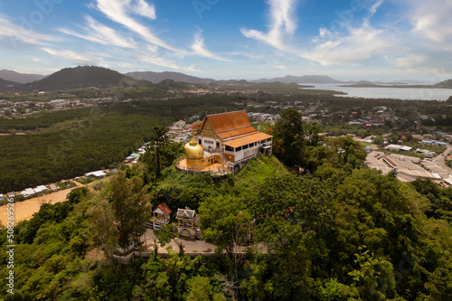 Wat Pra Tat Inkwan Phuket Thailand Kyaik-htiyo