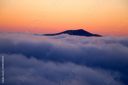 lever de soleil montagne
