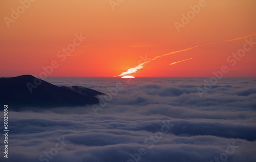 lever de soleil montagne