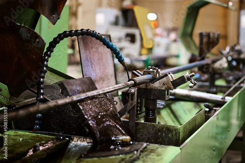 Фотография Liquid honing of drill rod with lubricant in workshop