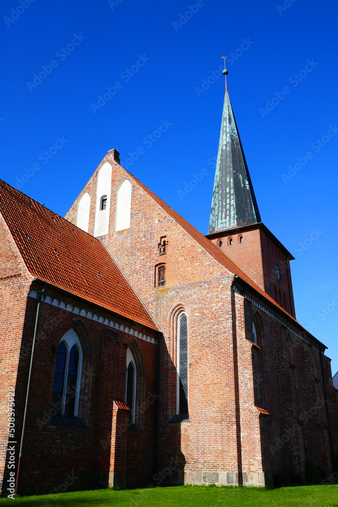 Obraz premium Stadtkirche Neustadt in Holstein