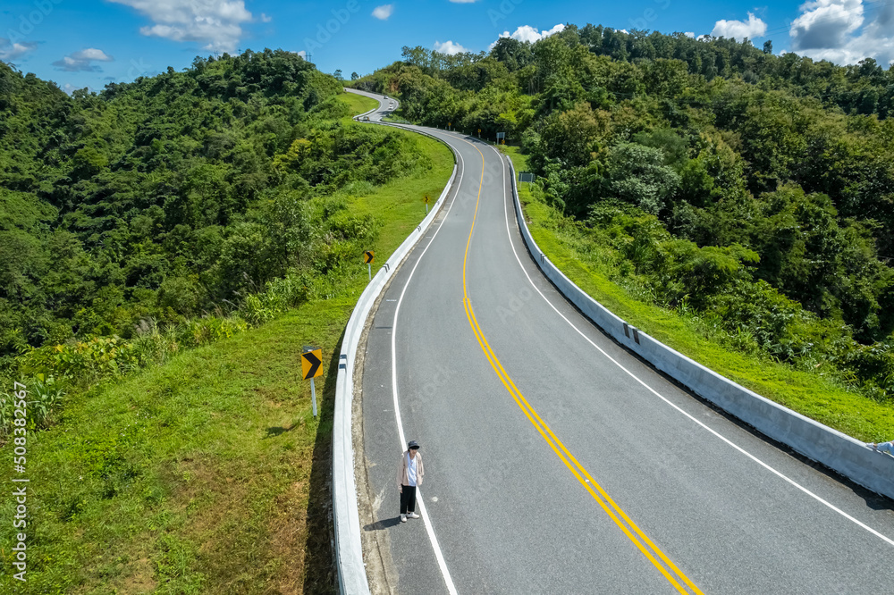 The zigzag road is similar to the number 3. This road is built on a mountain, past the forest in Nan, Thailand, so it will have good scenery, be famous, and have tourists who come to take pictures. The zigzag road is similar to the number 3. This road is built on a mountain, past the forest in Nan, Thailand, so it will have good scenery, be famous, and have tourists who come to take pictures.