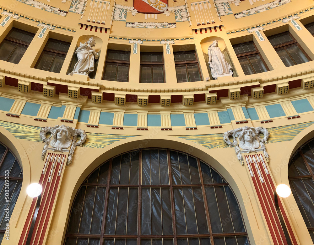 Obraz premium Fantastic Art nouveau train station in pastel yellow