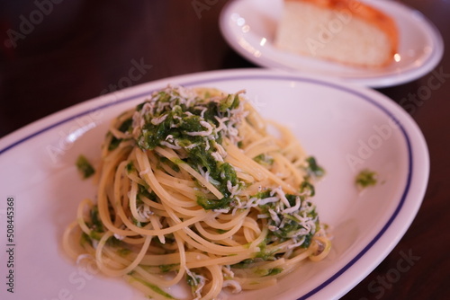 Valokuva Italian Food, Tiny Whitebait or Baby Sardine Fish Pasta - イタリア料理 しらす パスタ