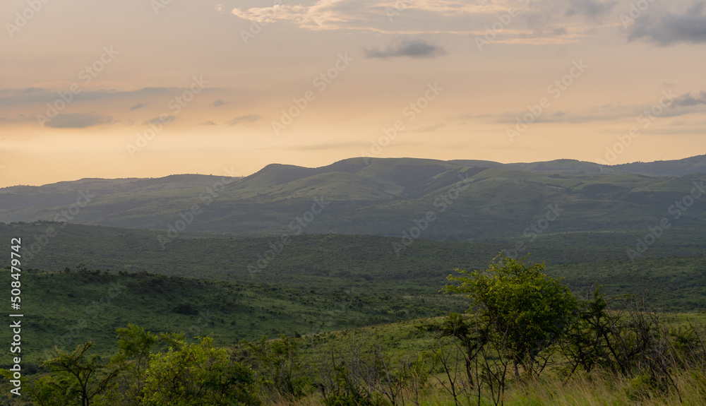 Sonnenaufgang Naturreservat Hluhluwe Imfolozi Park Südafrika