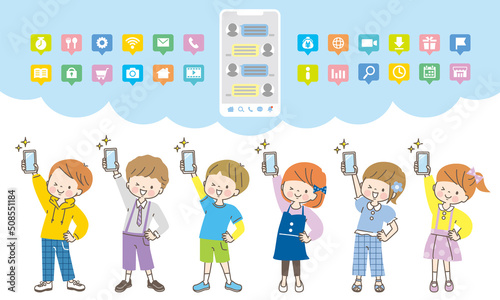 スマホの画面を見せる子ども達の表情セット