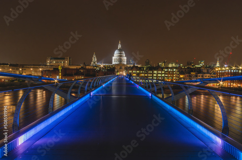 St Paul's Cathedral london millennium bridge