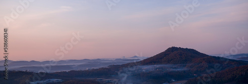 해질녁 문산의 절경