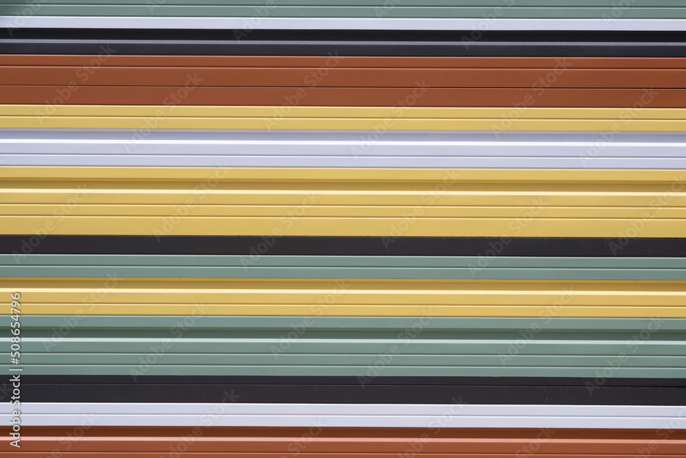 Patterns and bright colors Patterns and bright colors