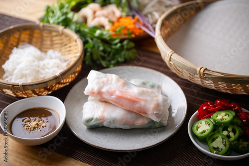 vietnamese spring rolls with ingredients