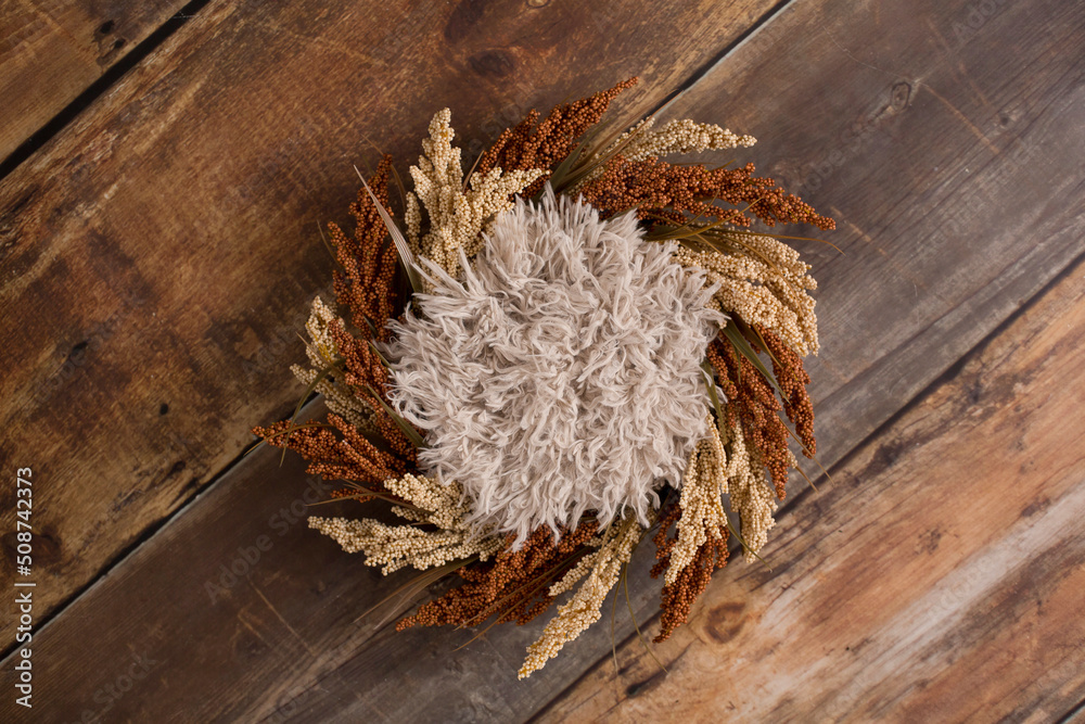 Naklejka premium Newborn Digital Background Autumn Floral