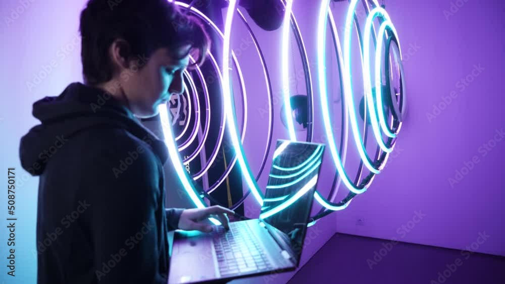 man inside virtual metaverse man inside virtual metaverse