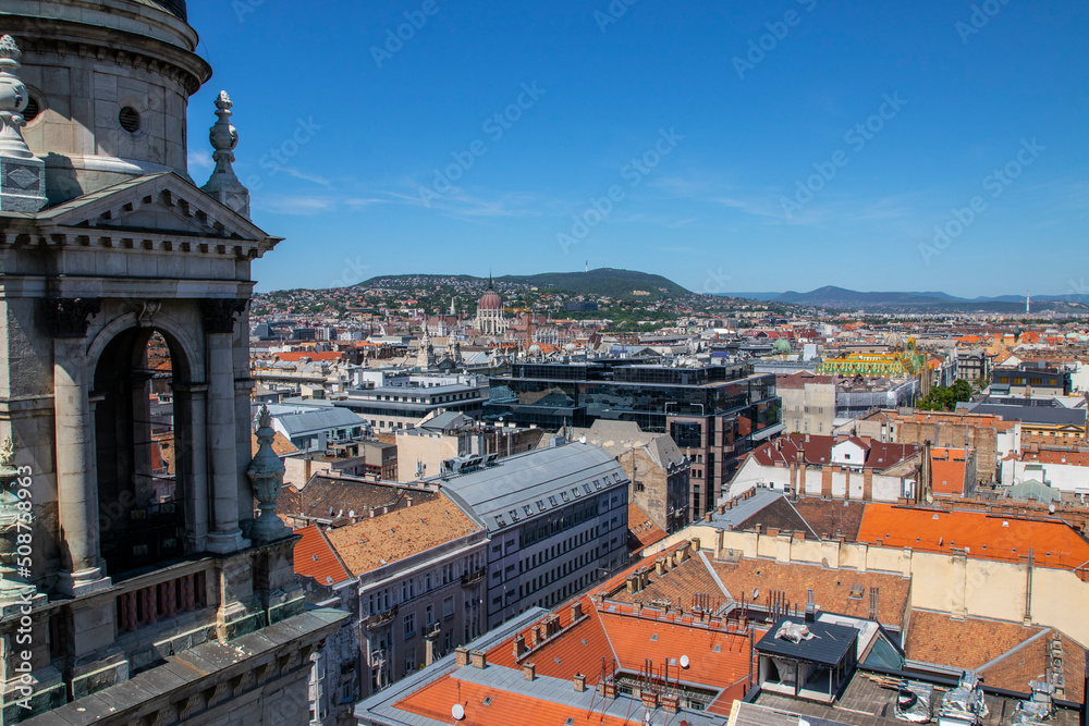 Fototapeta premium St. Stephen's Basilica in Budapest , Hungary