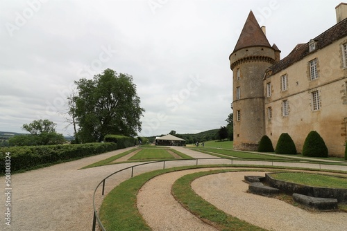 Le château de Bazoches, vue de l'extérieur, village de Bazoches, département de la Nièvre, France © ERIC