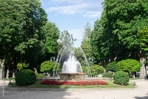 Parques con fuentes en primavera de Vigo  Galicia.