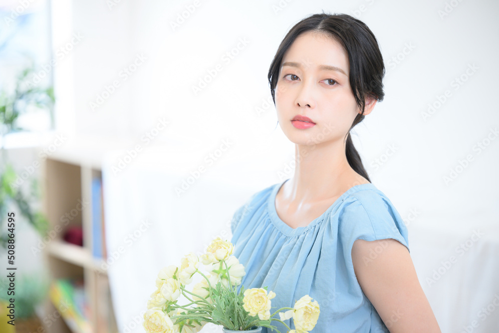 And for the main visual! Beautiful woman with front blur. And for the main visual! Beautiful woman with front blur.