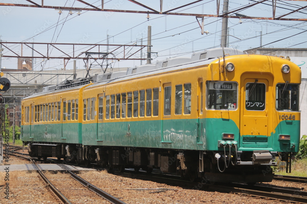 富山地方鉄道の電車