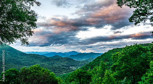 Tableau sur toile beautiful summer nature around maggie valley north carolina
